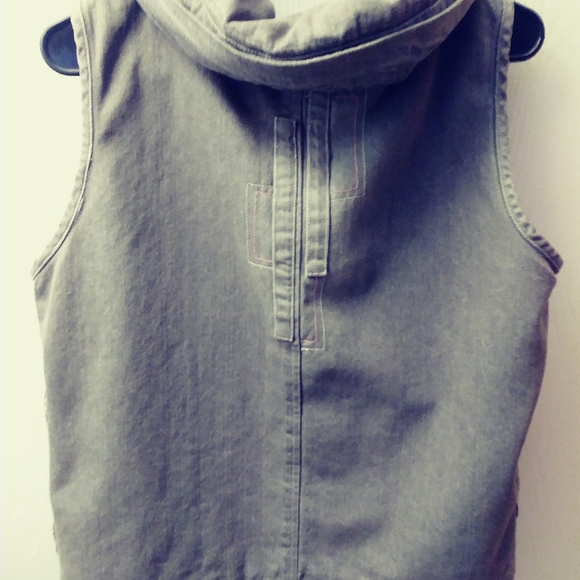 Handmade vest - Picture 2 of 4